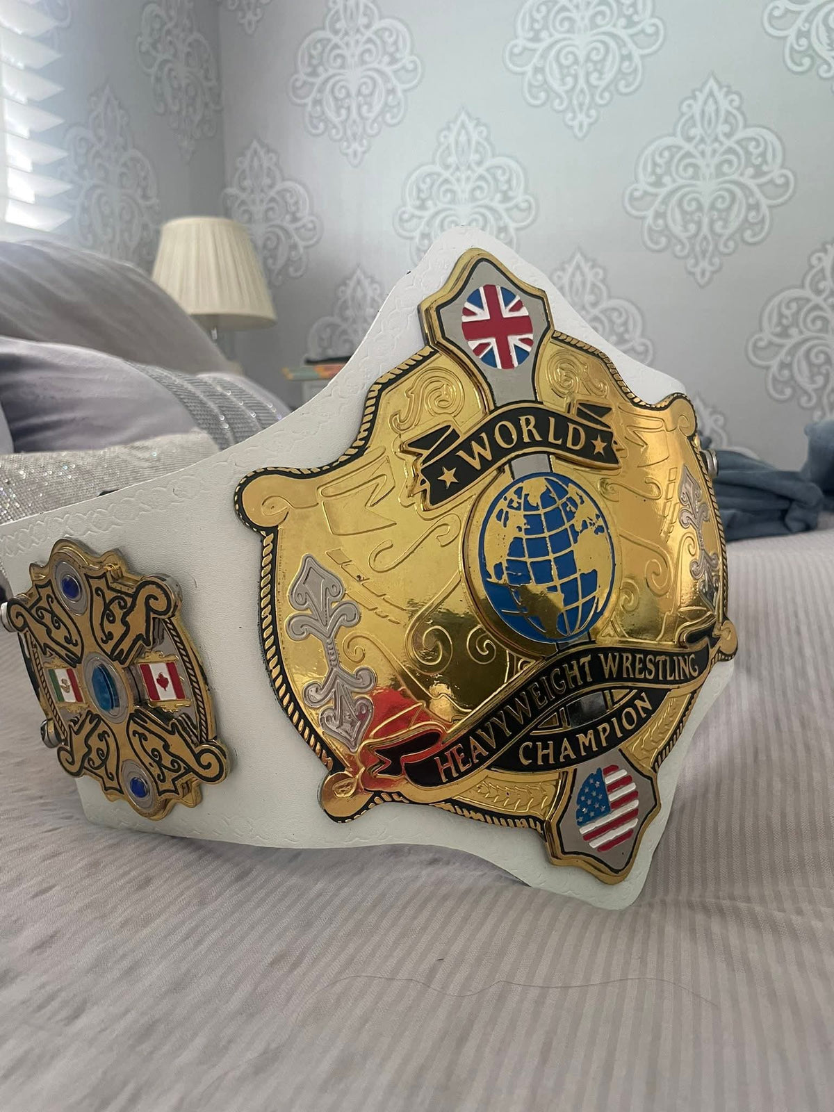 WWE World Heavyweight Wrestling Champion Belt